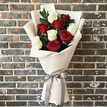 Букет цветов из:  Розы #REPLACE_PRED# Саблинском