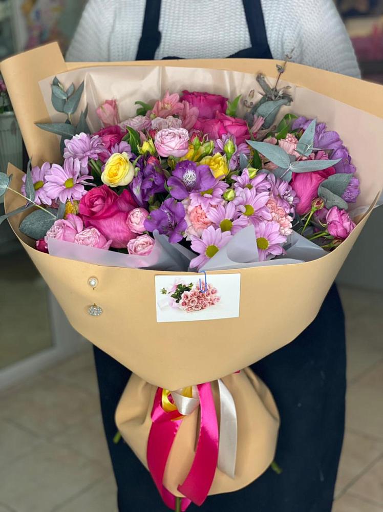 Букет цветов из: Хризантемы, Гвоздики и Альстромерии в Саблинском