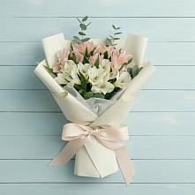 Букет цветов из:  Альстромерии в Саблинском