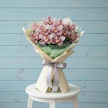 Букет цветов из:  Орхидеи и Розы в Саблинском