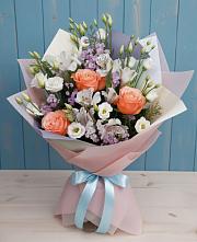 Букет цветов из:  Лизиантусы, Розы, Альстромерии и Гипсофила в Саблинском