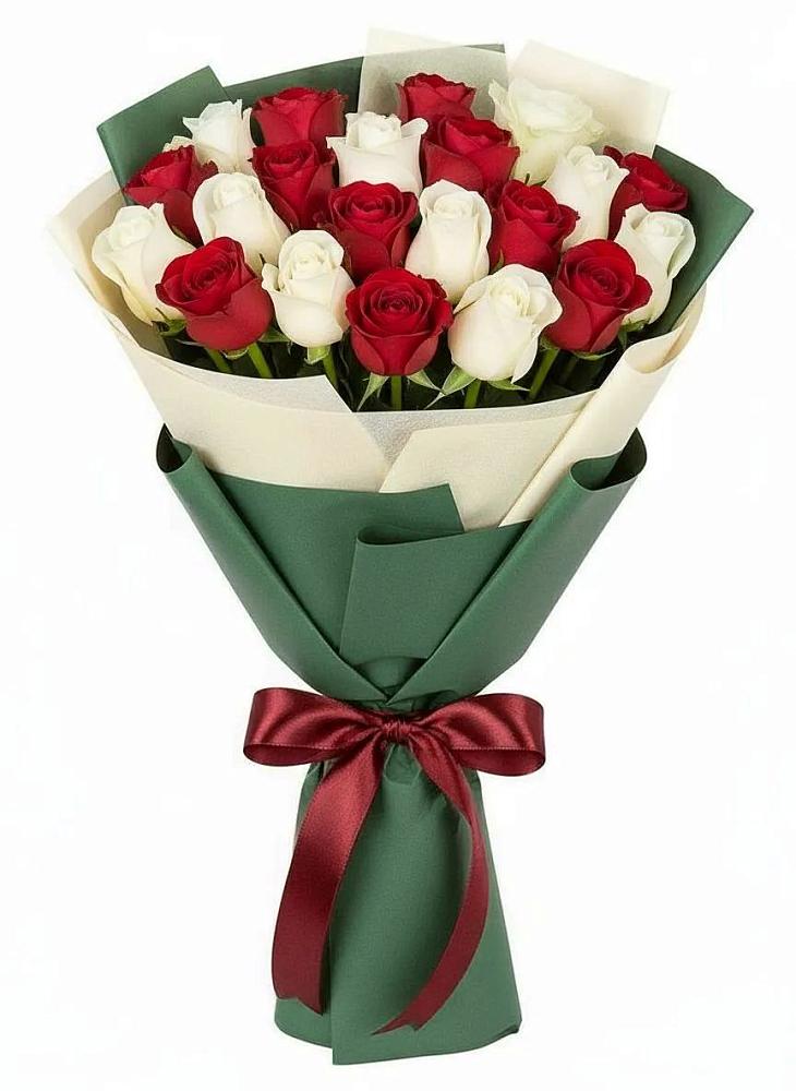 Букет Микс из красных и белых роз в Саблинском