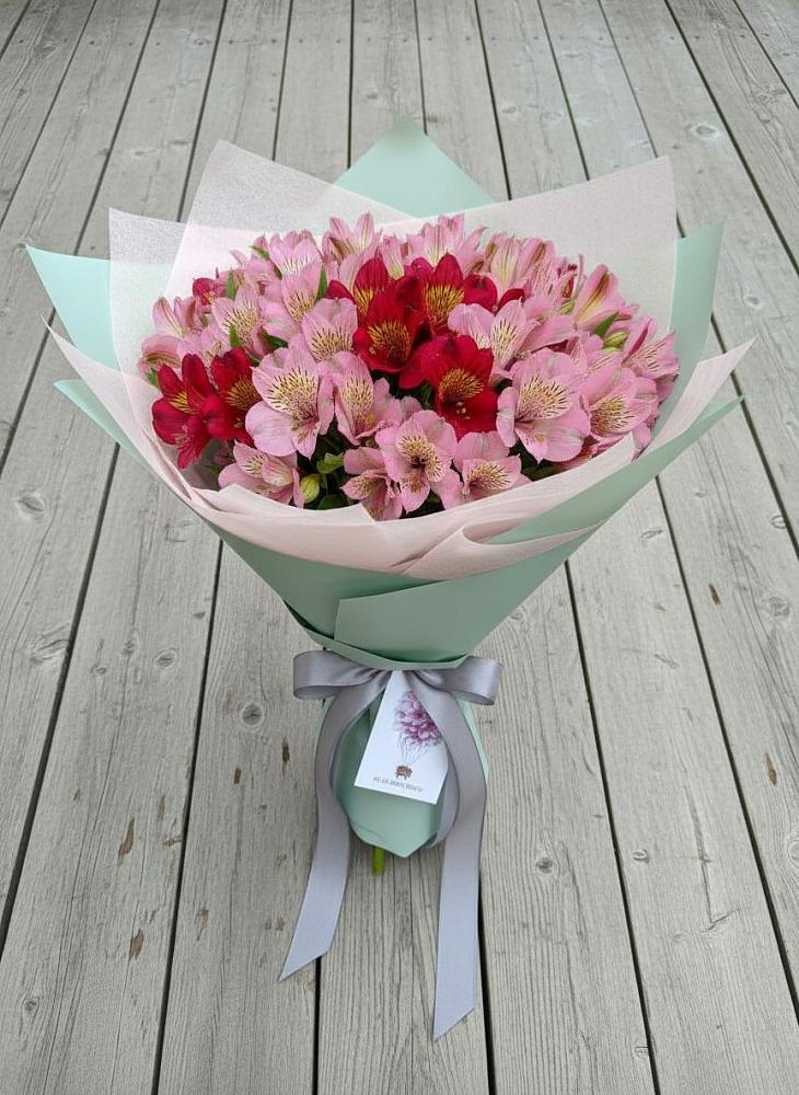 Букет цветов из: Альстромерии в Саблинском
