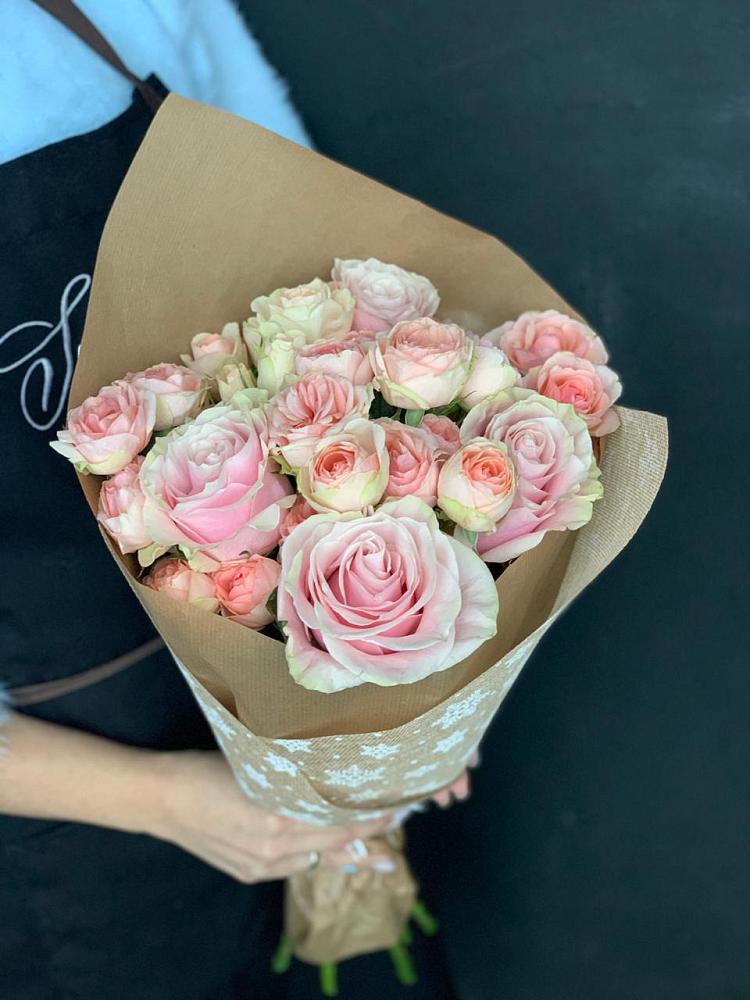 Букет цветов из: Хризантемы и Розы в Саблинском