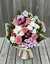 Букет цветов из:  Альстромерии, Гвоздики, Розы и Хризантемы в Саблинском