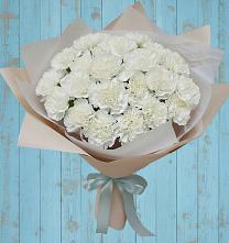 Букет цветов из:  Гвоздики в Саблинском